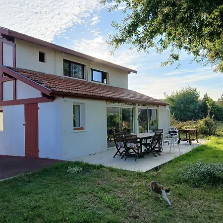 Petit Fringon Apartment